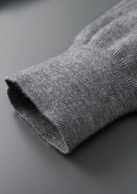 100% CASHMERE BUTTONLESS SWEATER POLO